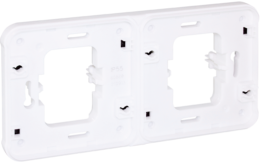 OXXO Cadre adaptateur double  blanc pour installation à l'horizontal en encastré étanche IP55 de deux mécanismes composables OXXO ( sauf voyant, arret d'urgence et interrupteur à clef)