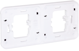 OXXO Cadre adaptateur double  blanc pour installation à l'horizontal en encastré étanche IP55 de deux mécanismes composables OXXO ( sauf voyant, arret d'urgence et interrupteur à clef)